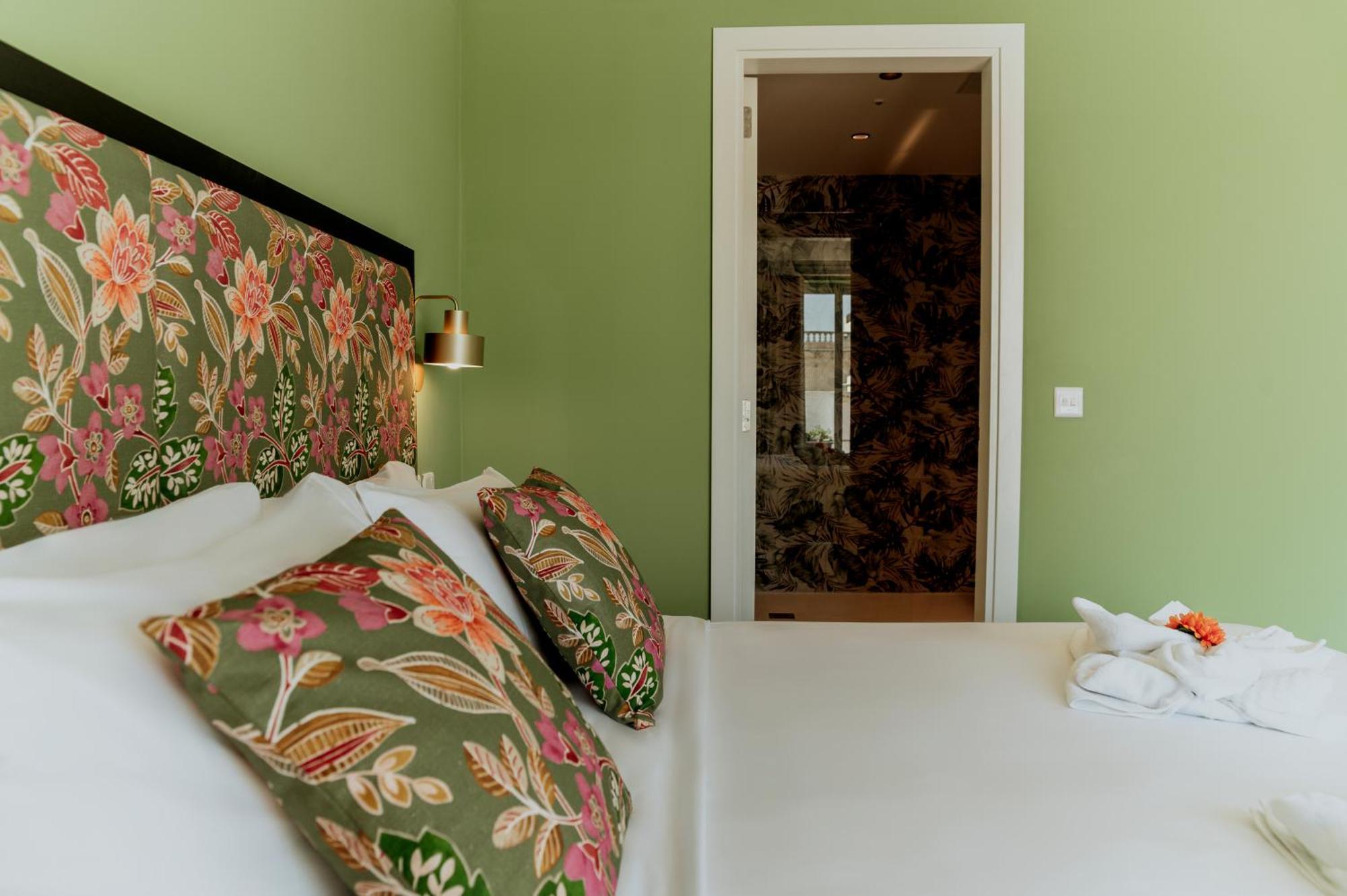 King Charles Hotel Valletta Ngoại thất bức ảnh