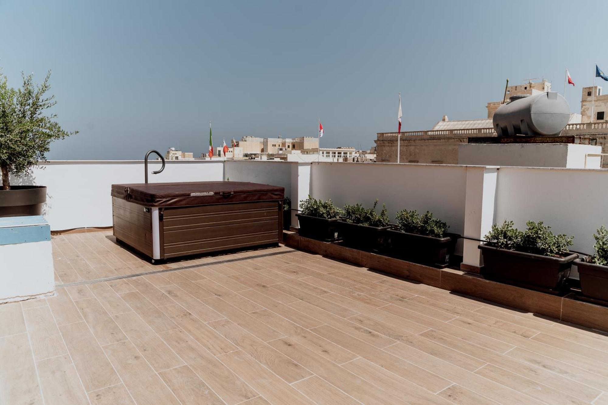King Charles Hotel Valletta Ngoại thất bức ảnh